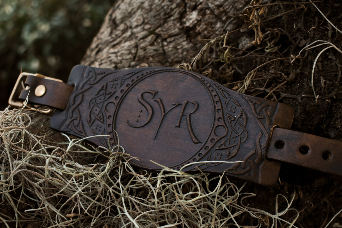 Syr Leather Wrist Cuff